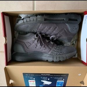 Under Armour UA HOVR Phantom - Men’s Size 12